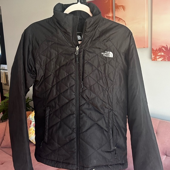 The North Face Women's Black Quilted Ski Jacket - Picture 1 of 1
